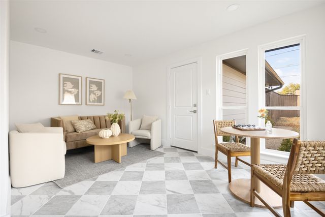 7407 Arbor Oaks Drive, Dallas, TX 75248