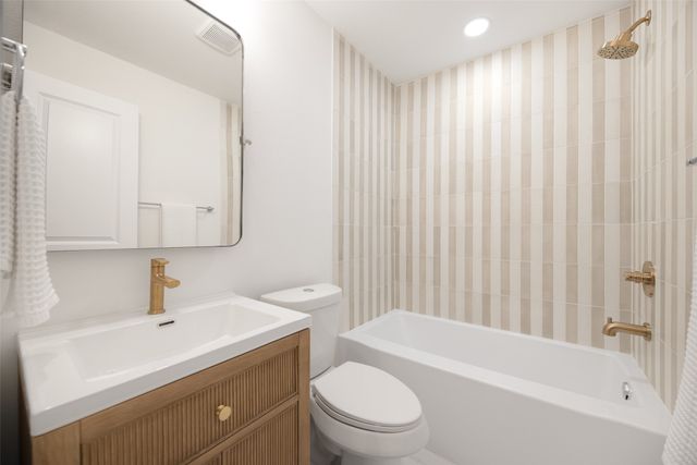 7407 Arbor Oaks Drive, Dallas, TX 75248