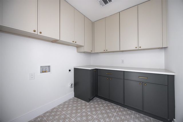 7407 Arbor Oaks Drive, Dallas, TX 75248