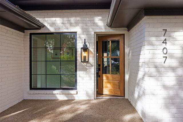7407 Arbor Oaks Drive, Dallas, TX 75248
