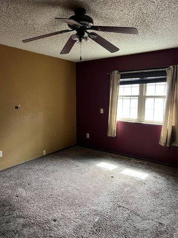 8813 N McMillan Avenue, Oklahoma City, OK 73132