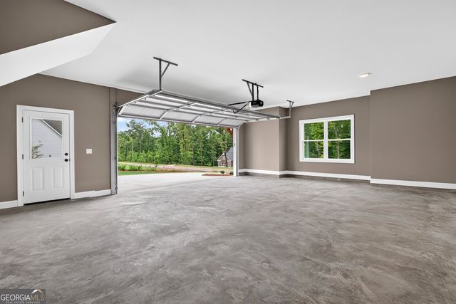 332 Cammie Way, Williamson, GA 30292