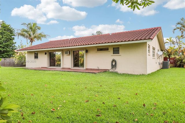 13394 SW 1st Ter, Miami, FL 33184