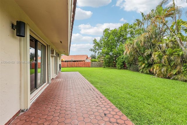 13394 SW 1st Ter, Miami, FL 33184