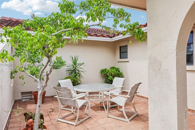 13394 SW 1st Ter, Miami, FL 33184