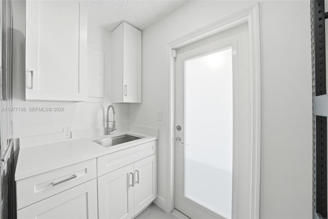 1880 NE 206th Ter, Miami, FL 33179