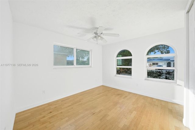 1880 NE 206th Ter, Miami, FL 33179