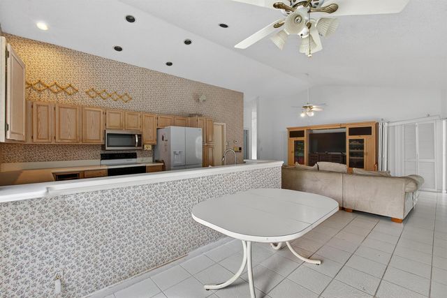 2825 NW 29th Drive, Boca Raton, FL 33434