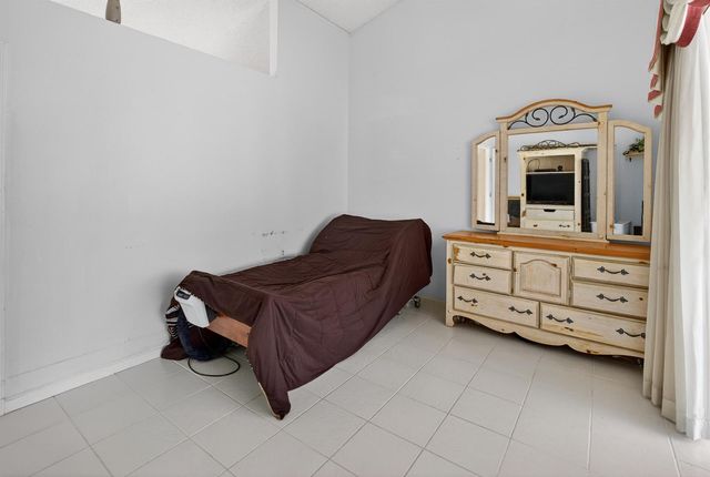 2825 NW 29th Drive, Boca Raton, FL 33434