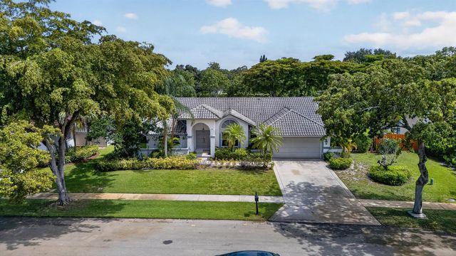 2825 NW 29th Drive, Boca Raton, FL 33434
