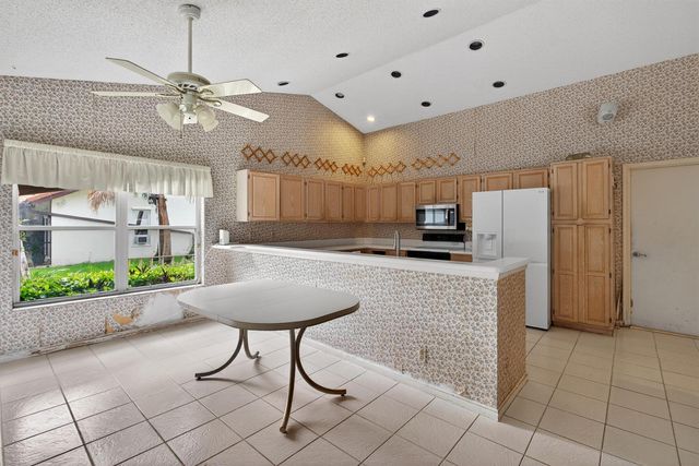 2825 NW 29th Drive, Boca Raton, FL 33434