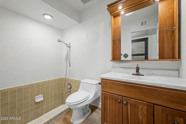 2552 E BROWN Road, Mesa, AZ 85213