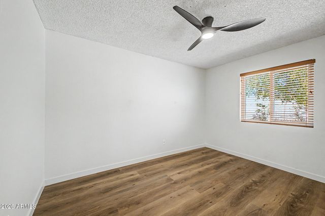 2552 E BROWN Road, Mesa, AZ 85213