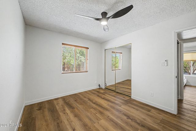 2552 E BROWN Road, Mesa, AZ 85213