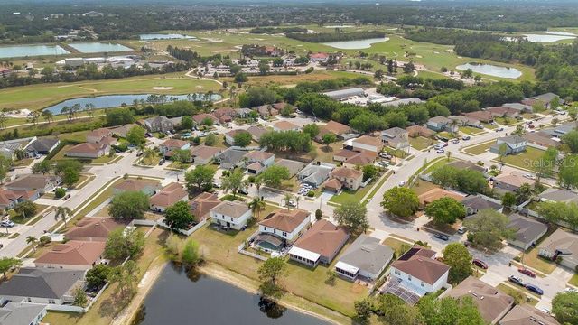 5051 SILVER THISTLE LANE, St Cloud, FL 34772