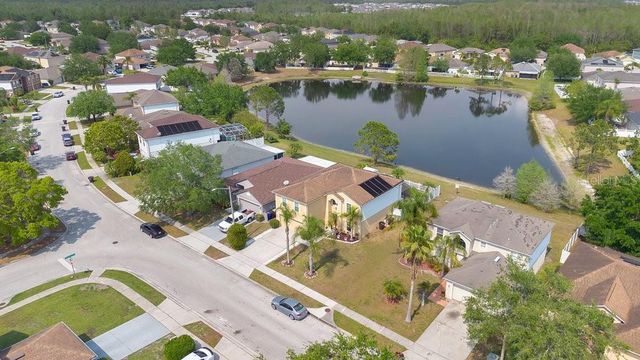 5051 SILVER THISTLE LANE, St Cloud, FL 34772