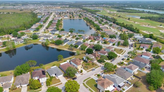5051 SILVER THISTLE LANE, St Cloud, FL 34772