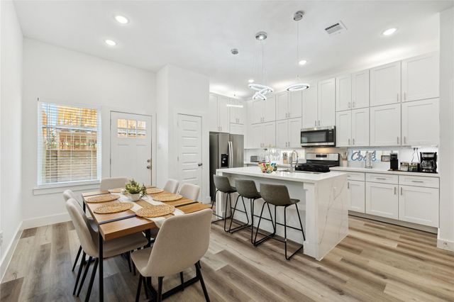 3828 Noah Street B, Houston, TX 77021