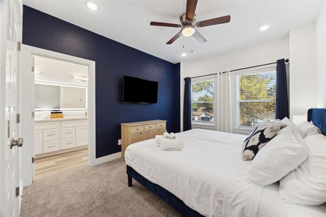 3828 Noah Street B, Houston, TX 77021