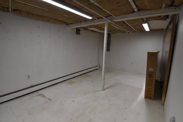 518 Riverdale Avenue, Manchester, NH 03103