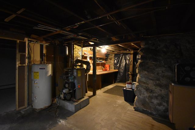 518 Riverdale Avenue, Manchester, NH 03103