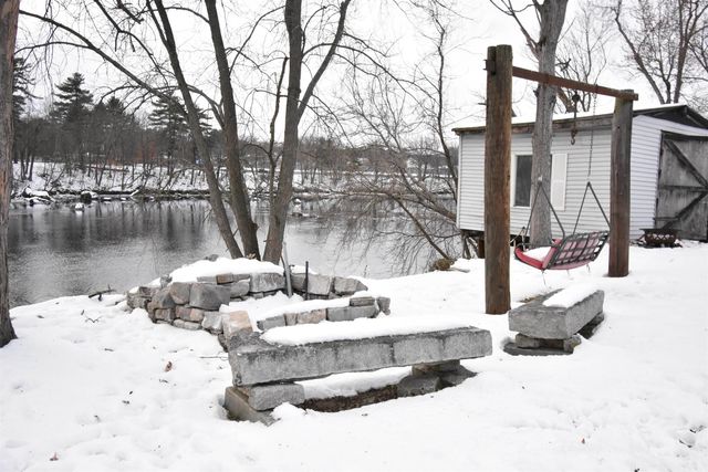 518 Riverdale Avenue, Manchester, NH 03103