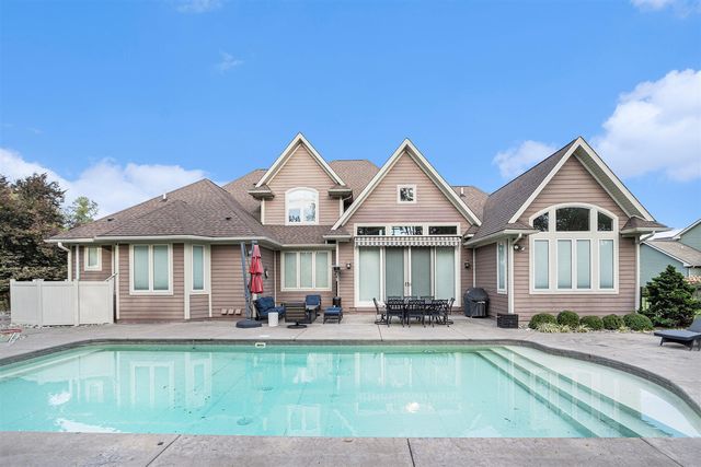 318 Minges Hills Drive, Battle Creek, MI 49015