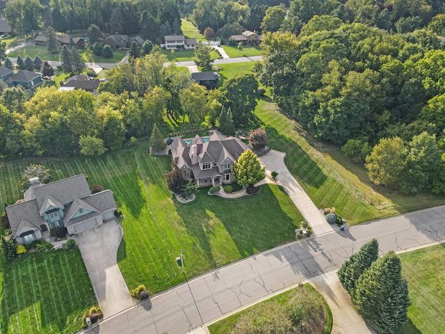 318 Minges Hills Drive, Battle Creek, MI 49015