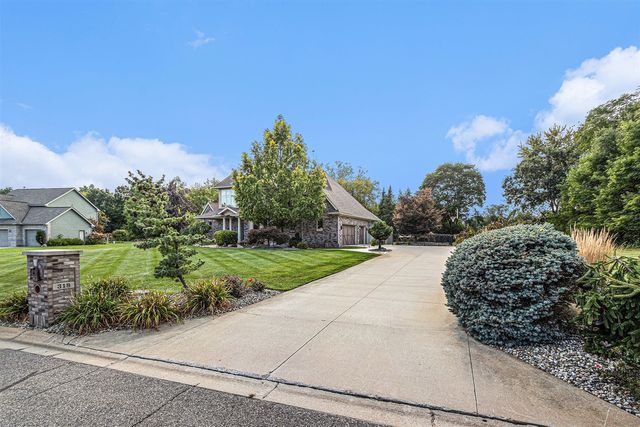 318 Minges Hills Drive, Battle Creek, MI 49015