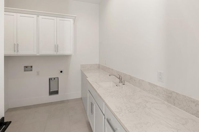 9041 Ventura St, Granite Bay, CA 95746