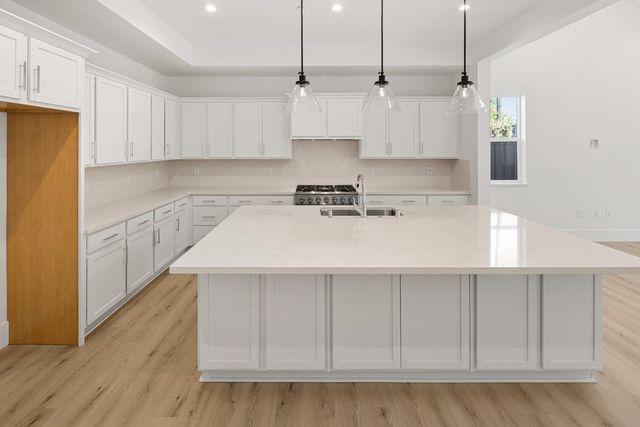 9041 Ventura St, Granite Bay, CA 95746