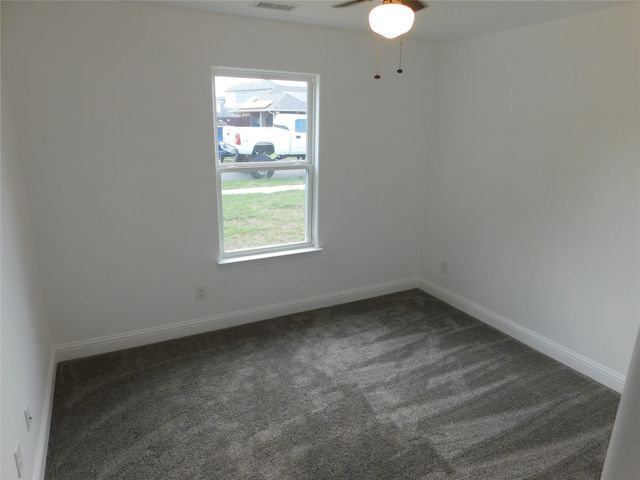 3100 S Cardinal Street, Ennis, TX 75119