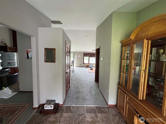 30510 37th Avenue E, Graham, WA 98338