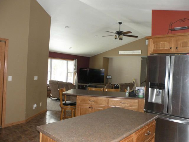 9859 Spring Road, Mount Hope, WI 53816