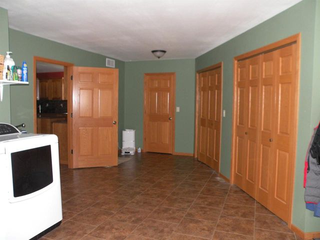 9859 Spring Road, Mount Hope, WI 53816