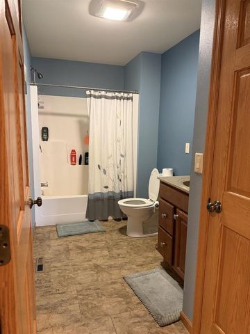 9859 Spring Road, Mount Hope, WI 53816