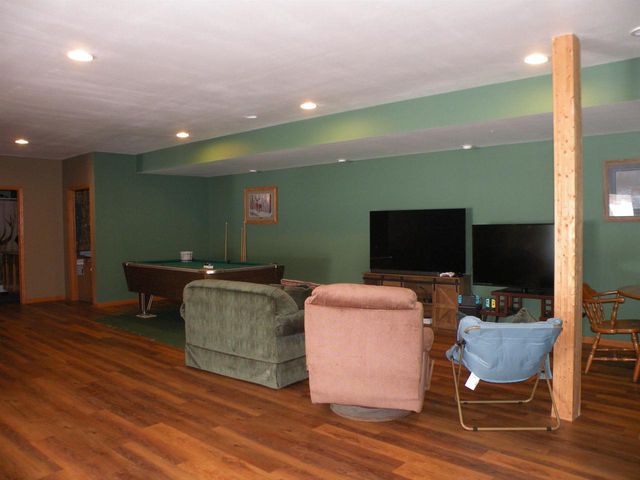 9859 Spring Road, Mount Hope, WI 53816