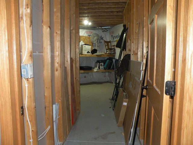 9859 Spring Road, Mount Hope, WI 53816