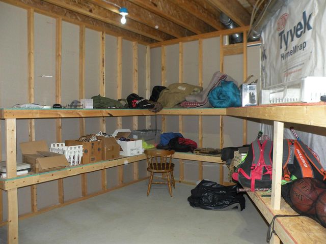 9859 Spring Road, Mount Hope, WI 53816