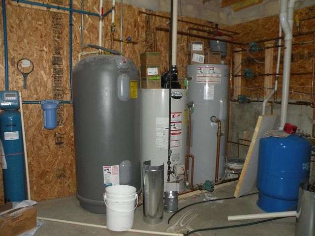 9859 Spring Road, Mount Hope, WI 53816