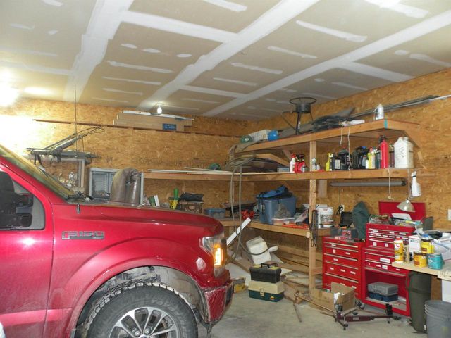 9859 Spring Road, Mount Hope, WI 53816