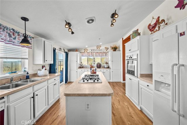 33330 Palen, Agua Dulce, CA 91350