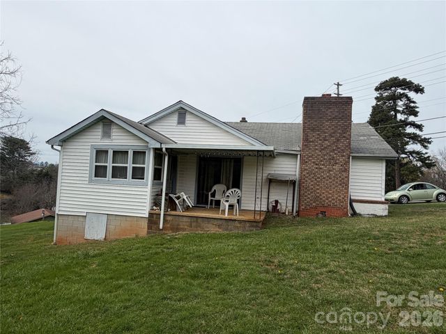 72 Alexander Road, Weaverville, NC 28787