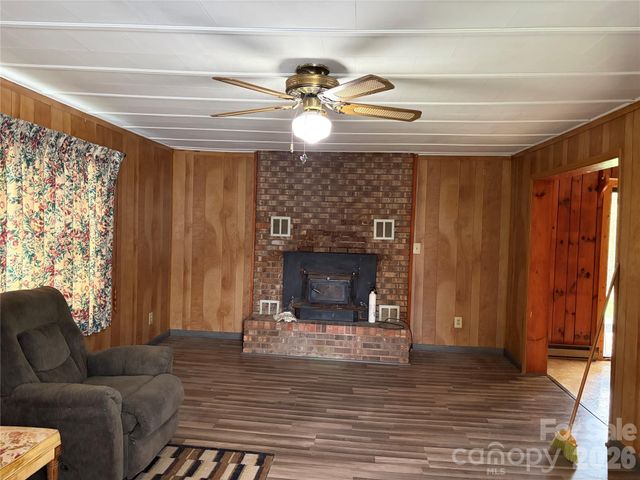 72 Alexander Road, Weaverville, NC 28787