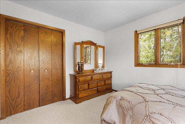 1825 203rd Avenue NW, Oak Grove, MN 55011
