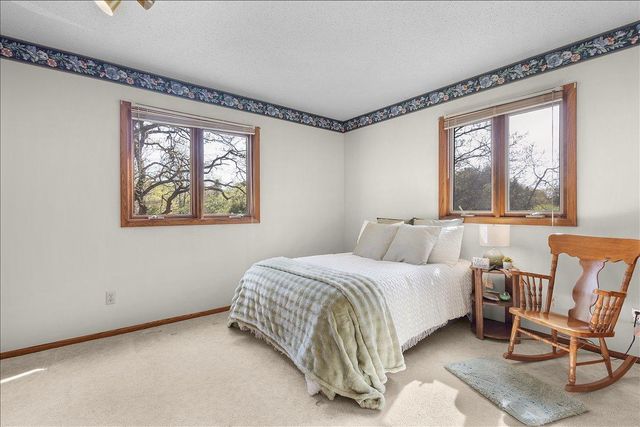 1825 203rd Avenue NW, Oak Grove, MN 55011