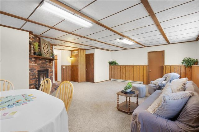 1825 203rd Avenue NW, Oak Grove, MN 55011