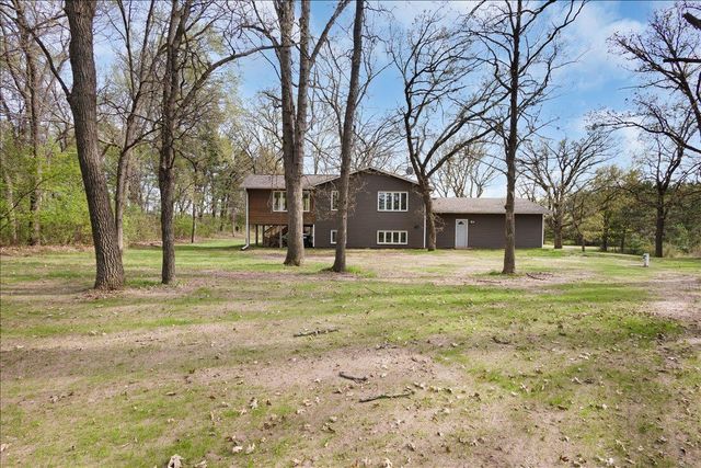 1825 203rd Avenue NW, Oak Grove, MN 55011