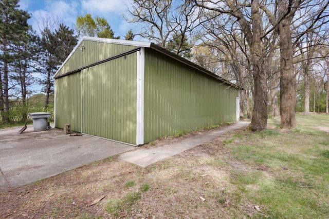 1825 203rd Avenue NW, Oak Grove, MN 55011