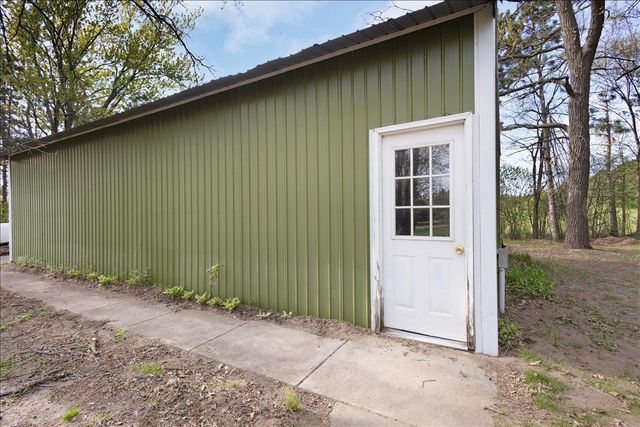 1825 203rd Avenue NW, Oak Grove, MN 55011
